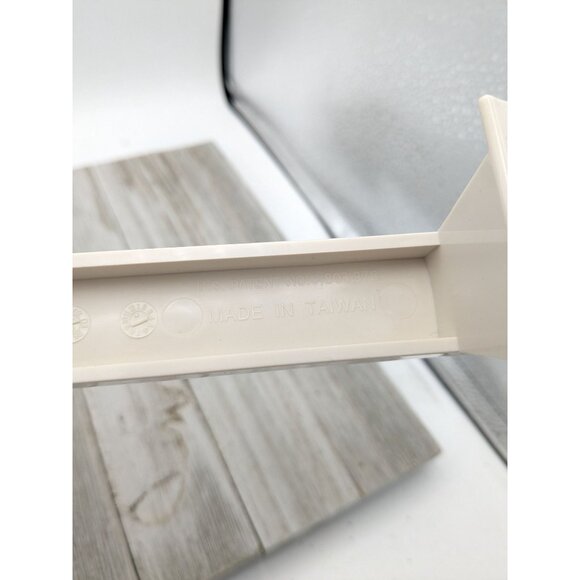 Pampered Chef Rotary Cheese Grater Plastic & Stainless Steel Kitchen Tool - Picture 6 of 8